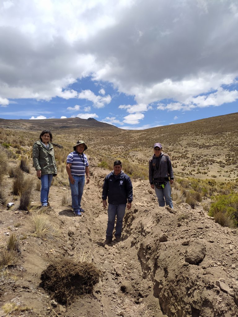 Sembrando Agua y Cosechando vida en Ancash: más zanjas de infiltración para Pampas Grande